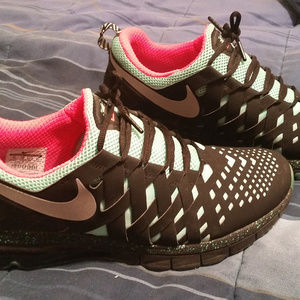 Nike Finger Trap Max size 13 new w/ box speckle